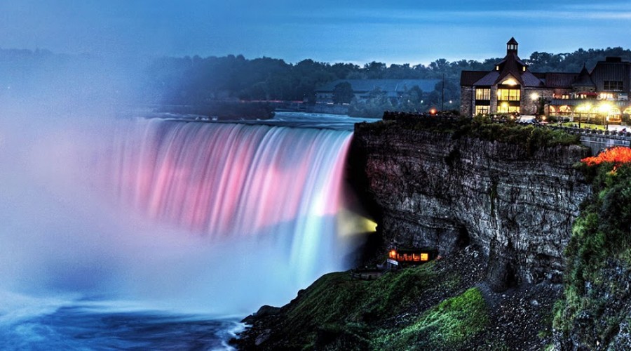 niagara-falls-illumination-table-rock